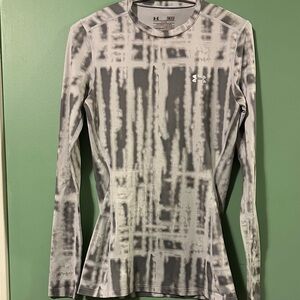 Under Armour Women's Gray Pattern Long Sleeve Tee